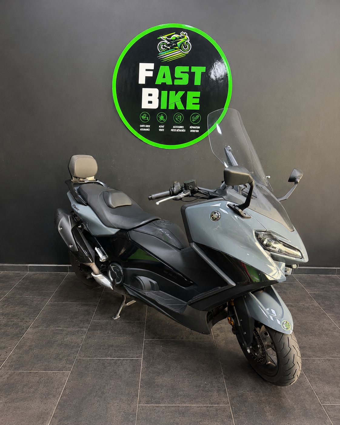 YAMAHA TMAX 560
